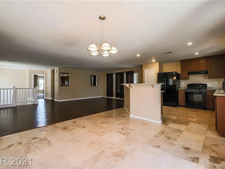 6689 Pheasant Moon St — Photo 5
