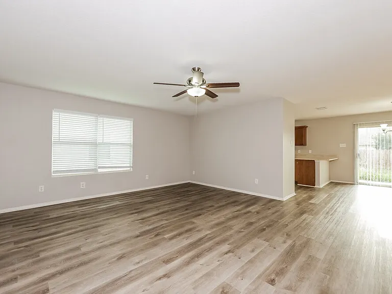 413 Dakota Ridge Dr — Photo 5