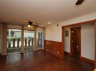 1304 Summit St APT 104, Austin, TX 78741