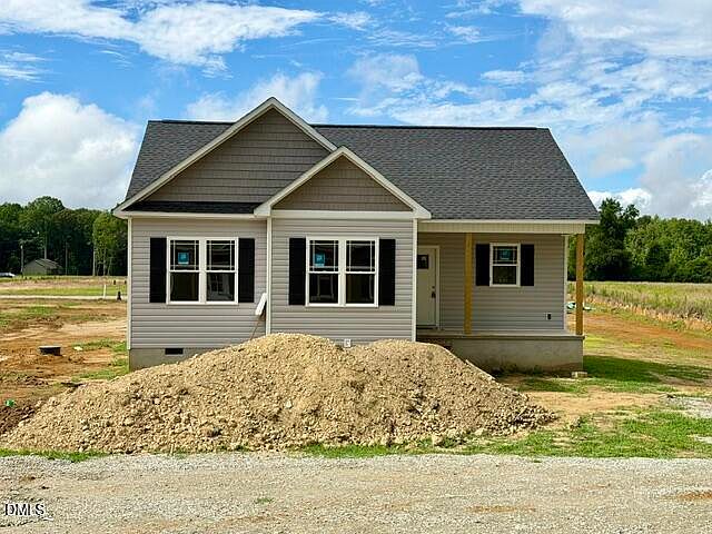 1st image of 934 Micro Rd W
