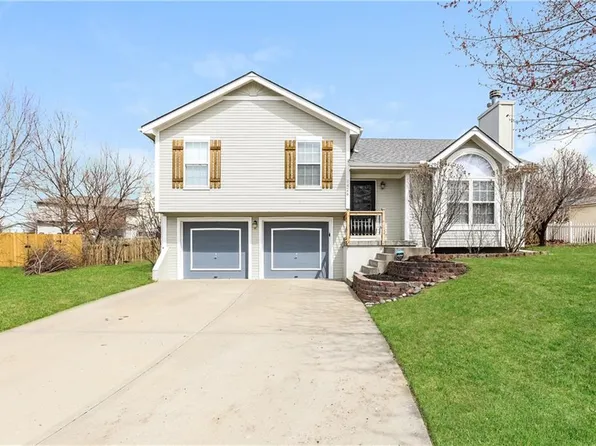 8424 NE 107th Ct, Kansas City, MO 64157