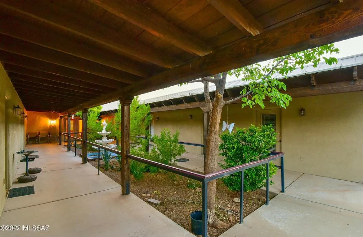 2732 W Monte Vista Dr — Photo 2