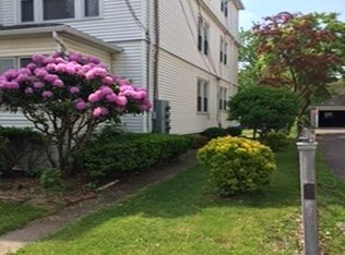 63-65 Arnold St, Hartford, CT 06106