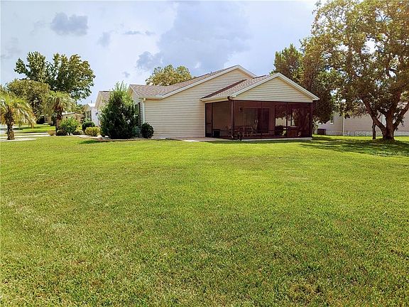 3rd image of 1006 Jeffrey Dr