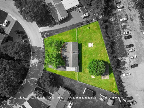 3rd image of 1171 Dale Cir