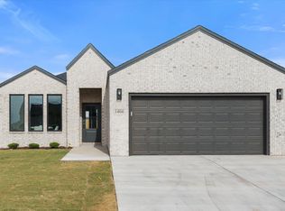 1404 Farmhouse Ave, Wolfforth, TX 79382