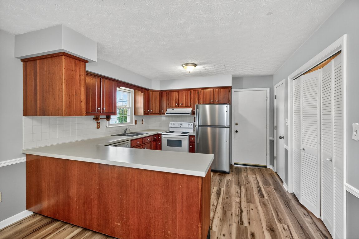 next background image