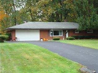 1582 Bradford Dr, Macedonia, OH 44056