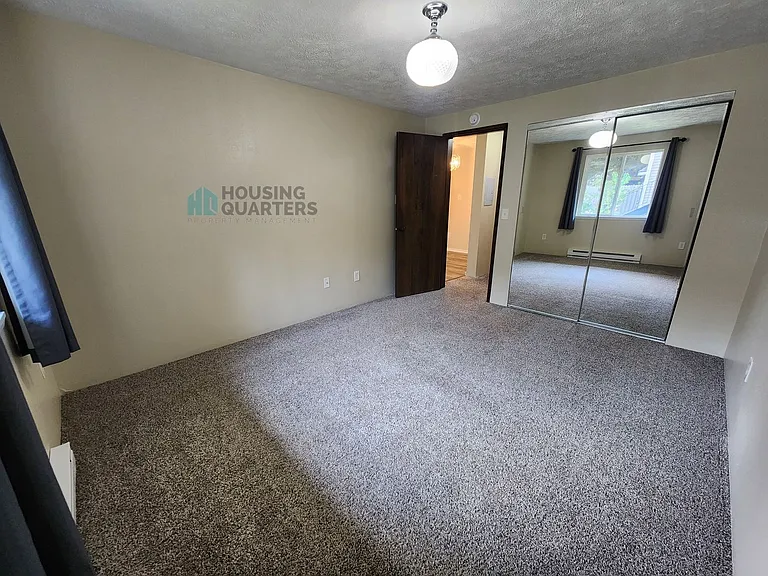 8612 N Mayfair St — Photo 12