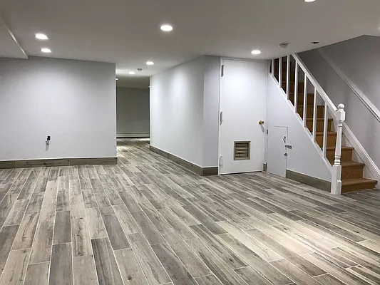 Rented by Aida Home Realty | media 18