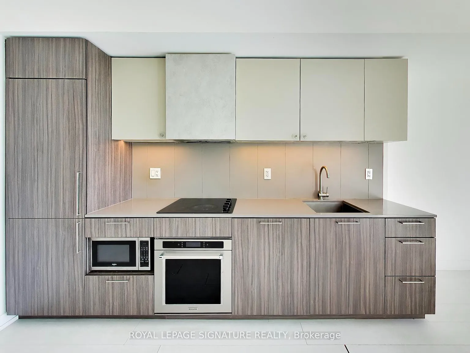 ZEN Condos — Photo 1