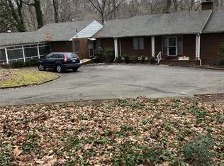 3910 Lake Hills Rd, North Chesterfield, VA 23234