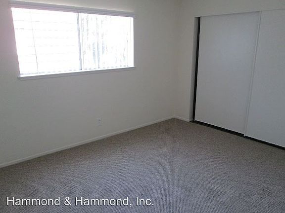 5th image of 1949 Glenoaks Blvd Unit 112