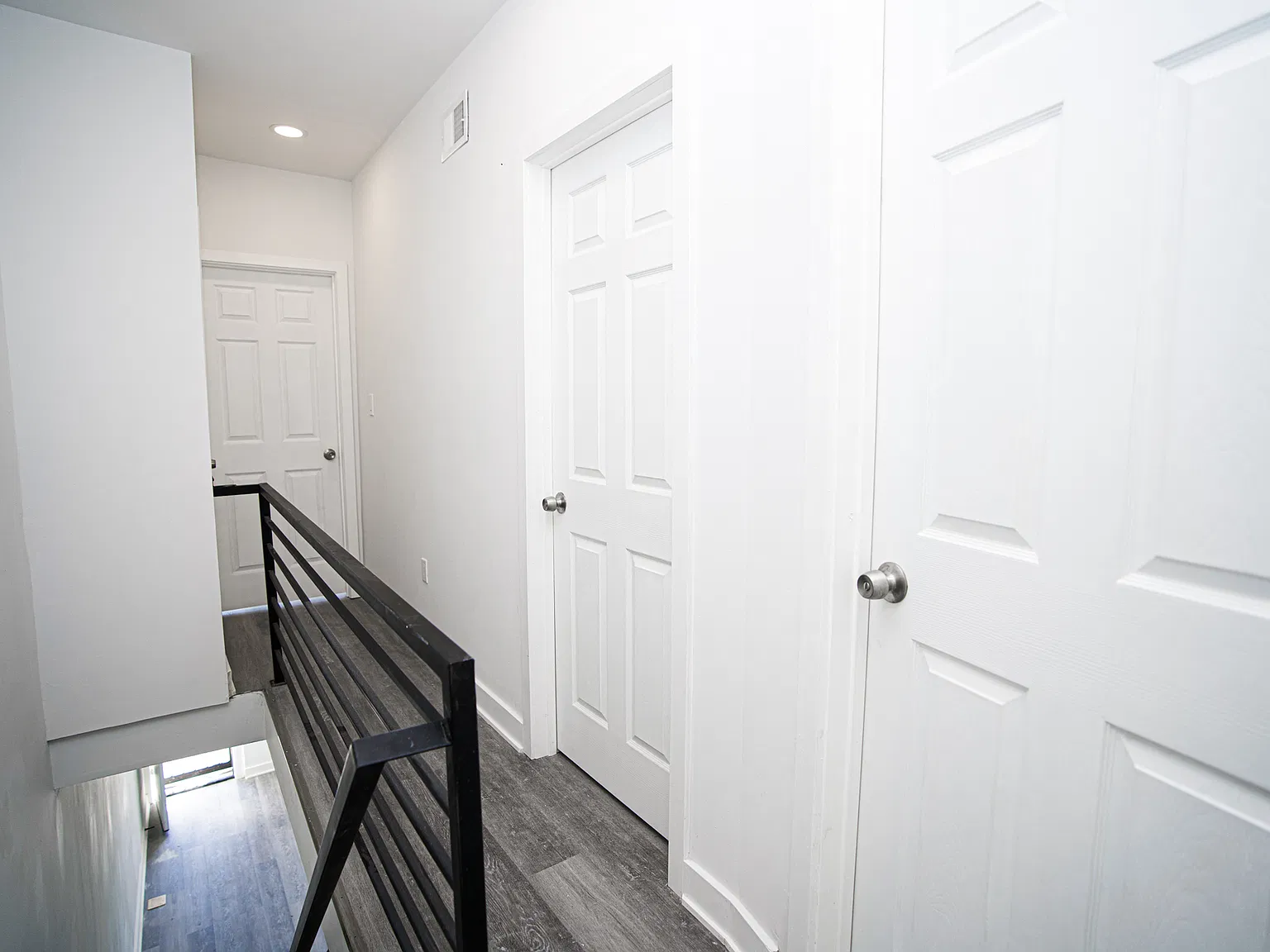 1721 w lippincott st — Photo 2