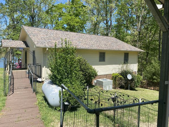 242 Bertha Allen Rd, Westminster, SC 29693