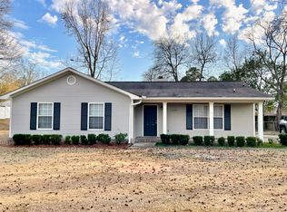 1009 Tate Dr, Dothan, AL 36301