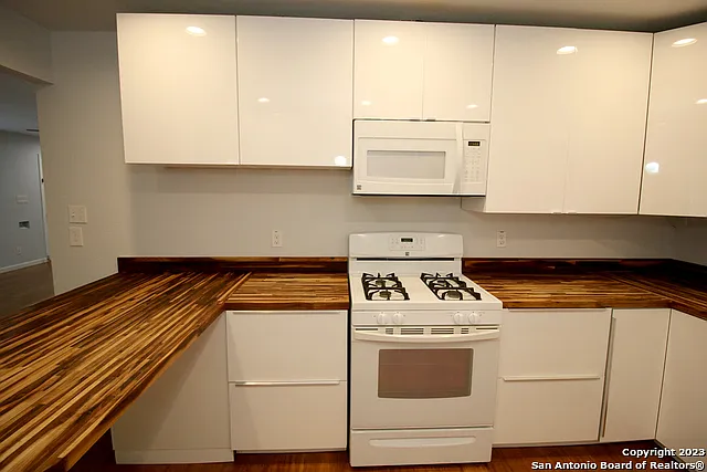 64 Vaughan Pl — Photo 7