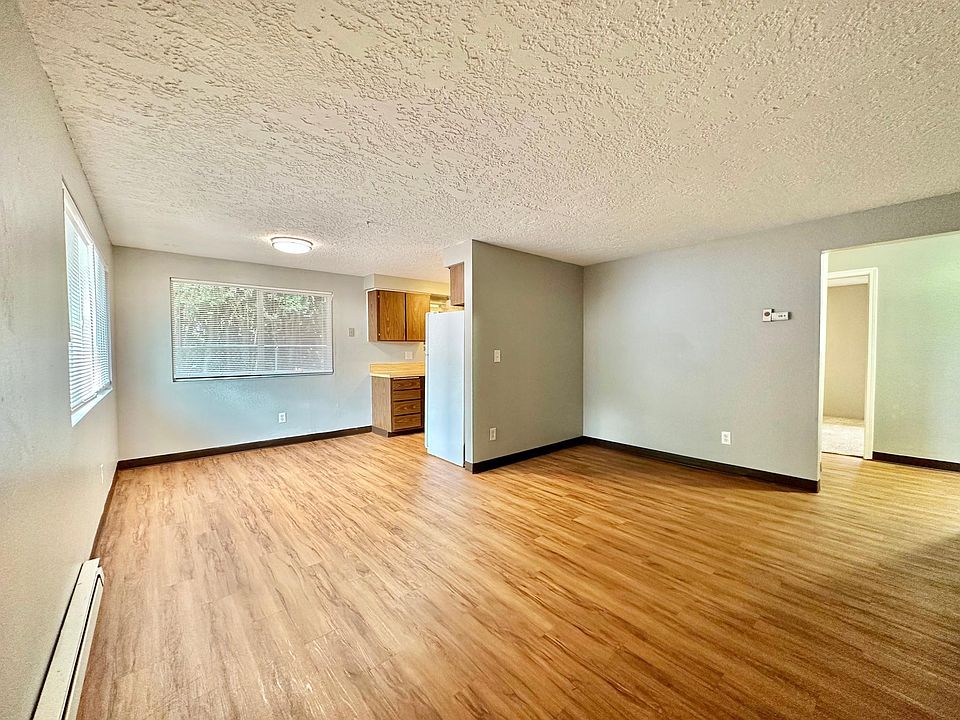 1st image of 2505A Neals Ln