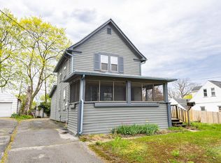 323 Cedar Pl, East Rochester, NY 14445