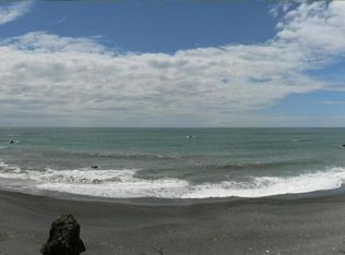 15666 Oceanview Dr, Brookings, OR 97415