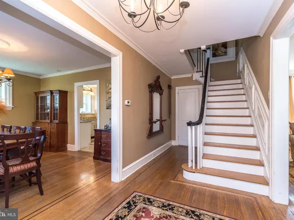 318 Rosedale Dr, Pottstown, PA 19464