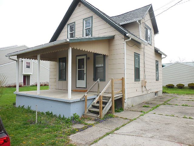 1st image of 15 Bartlett Ave
