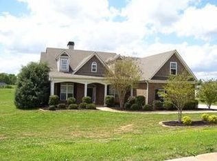 81 Austin Dr, Williamson, GA 30292