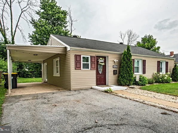 423 Howell Dr, New Castle, DE 19720