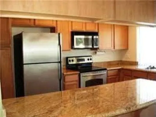 615 Fredricks Ave, Oceanside, CA
