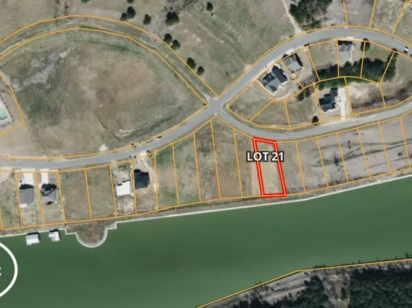 680 Corleone Cir #21, Guntersville, AL 35976