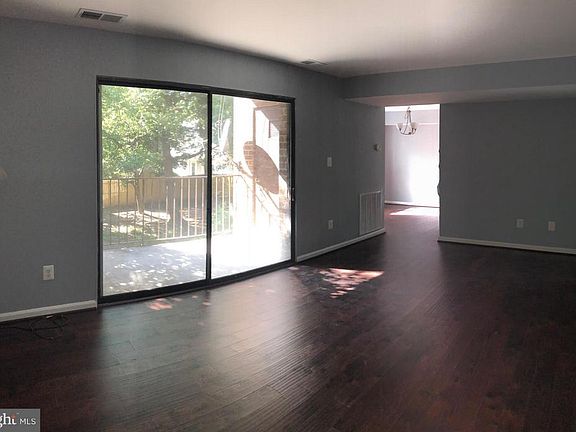 4th image of 7334 Tavenner Ln Suite 2A