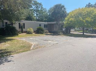 1811 Oakland Dr SW, Ocean Isle Beach, NC 28469