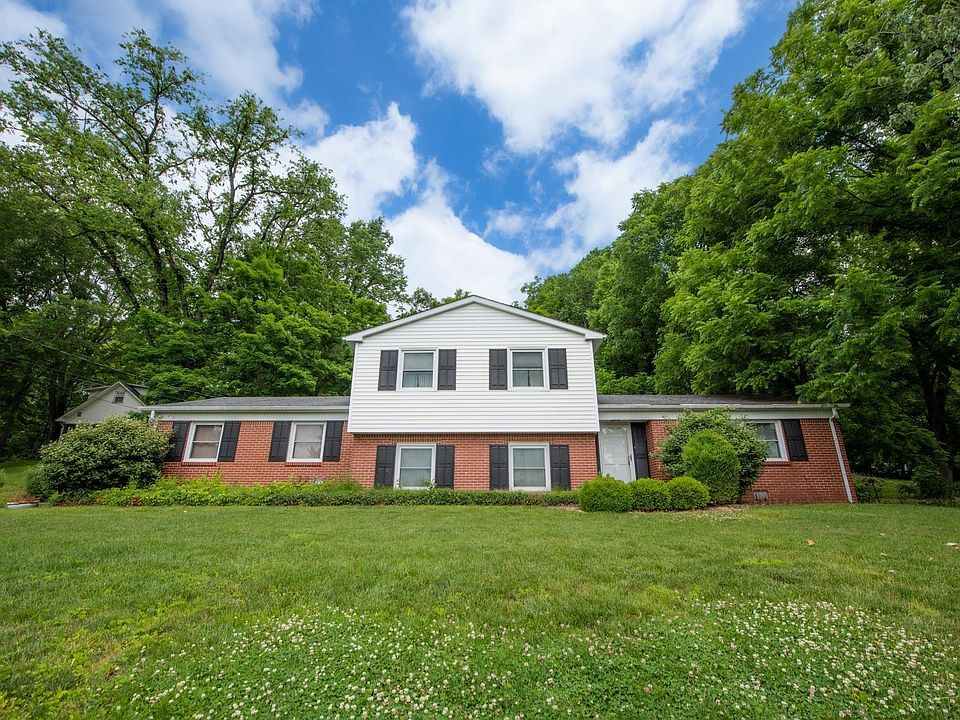 335 Garden Dr, Spencer, IN 47460 | Zillow