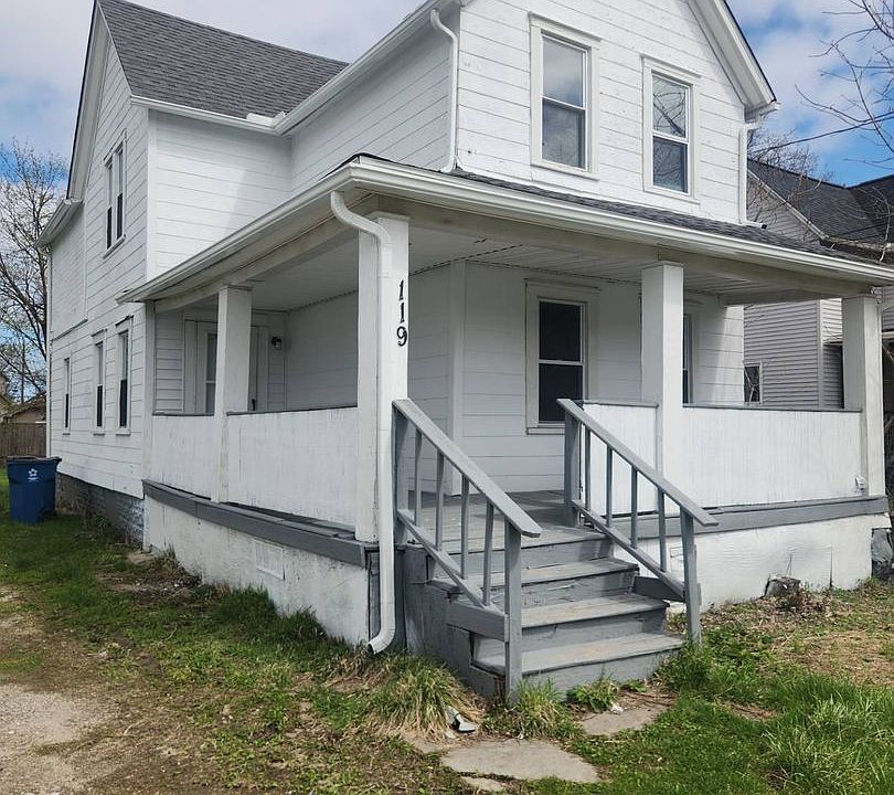 1st image of 119 E 32nd St