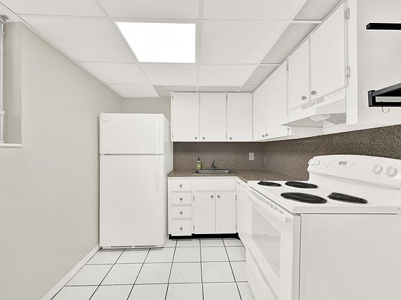 4th image of 134 Salamanca Ave #12B