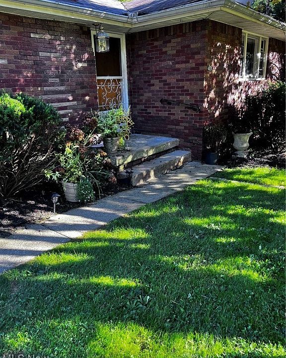 1st image of 401 Wilkinson Ave
