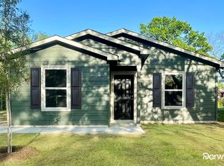 126 N San Ignacio Ave, San Antonio, TX 78237