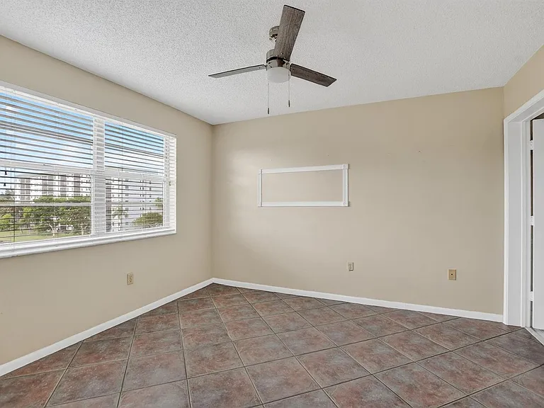 2236 N Cypress Bend Dr #508 — Photo 14
