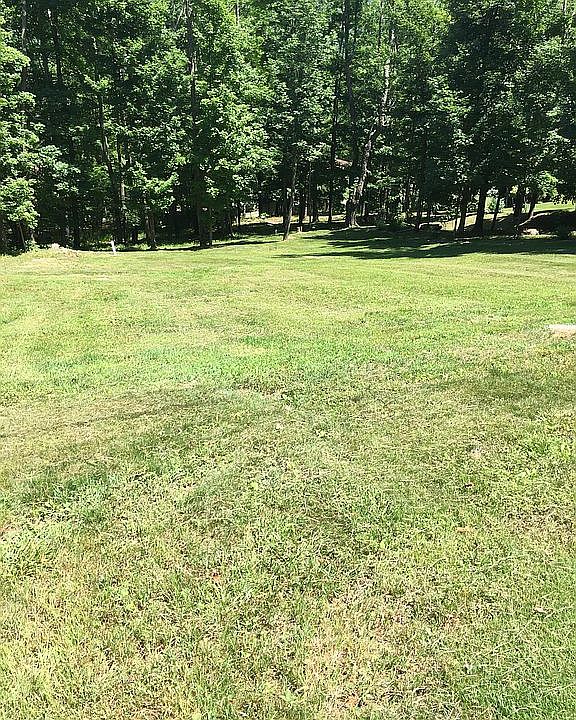 2nd image of 196 Rusk Hollow Rd