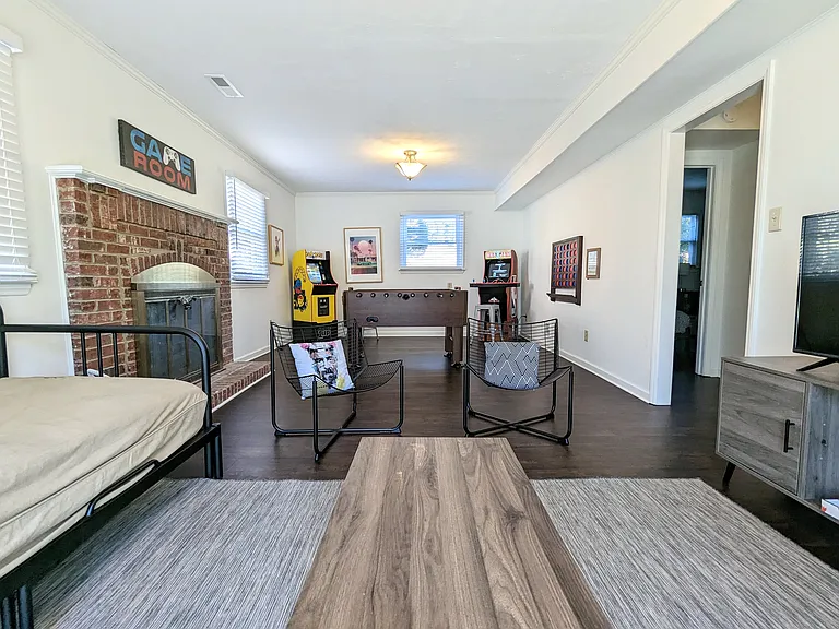 8822 Nottoway Dr — Photo 34