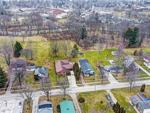 5th image of 152 Bierley Ave