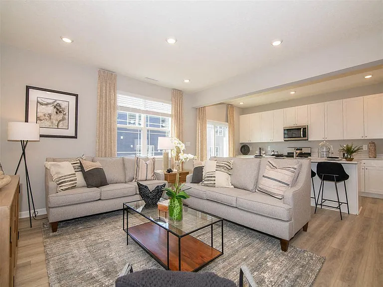 2881 Cross Branch Dr — Photo 32