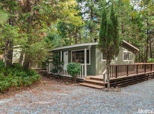 6510 Greenleaf Ln, Pollock Pines, CA 95726