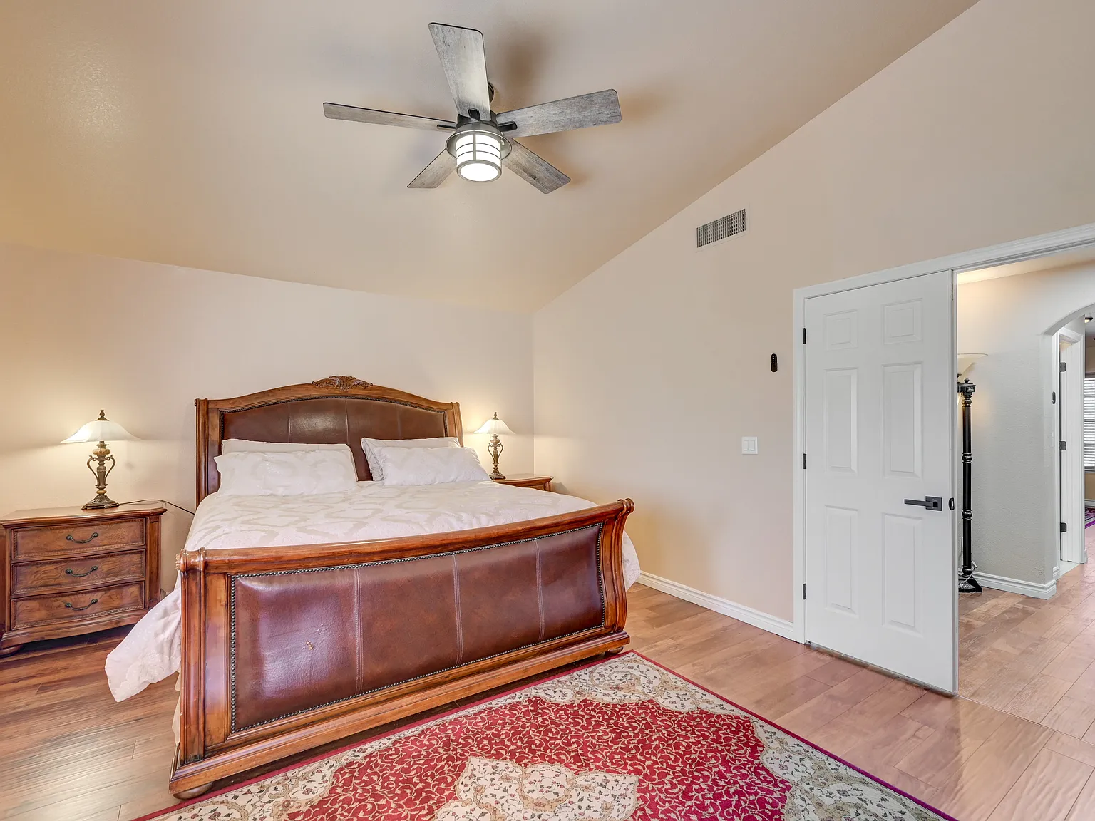 4 bed, 2469 sqft, $4,500 — Photo 1