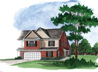 557 Song Sparrow Ln, Greensboro, NC 27409