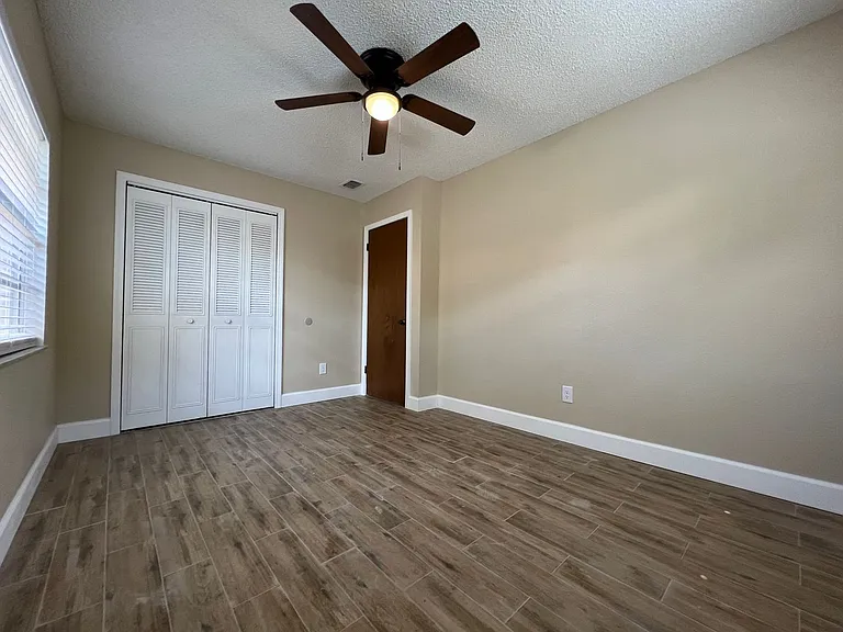 529 Hibiscus Way — Photo 24