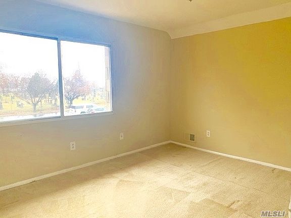 5th image of 148 Trantor Pl