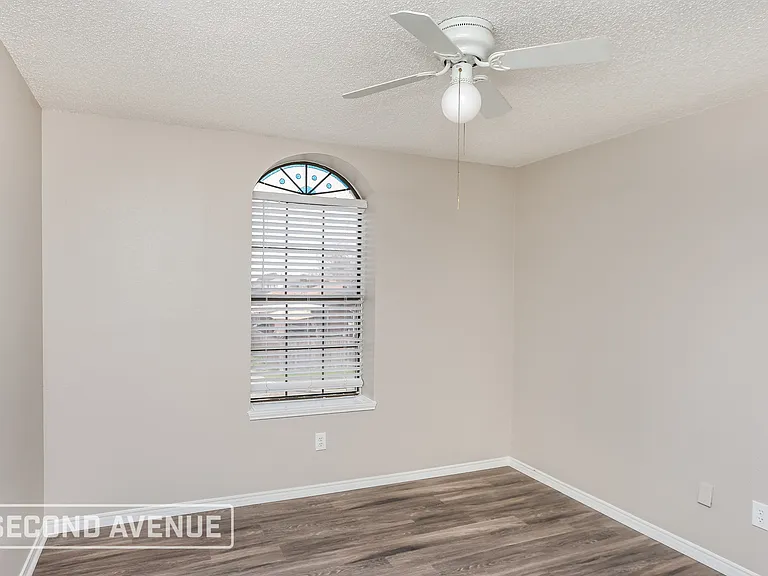 2725 Stillwater Dr — Photo 18
