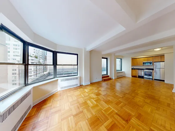 141 East 56th Street image 4 of 12