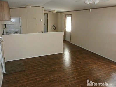 5th image of 1031 Regas Dr S